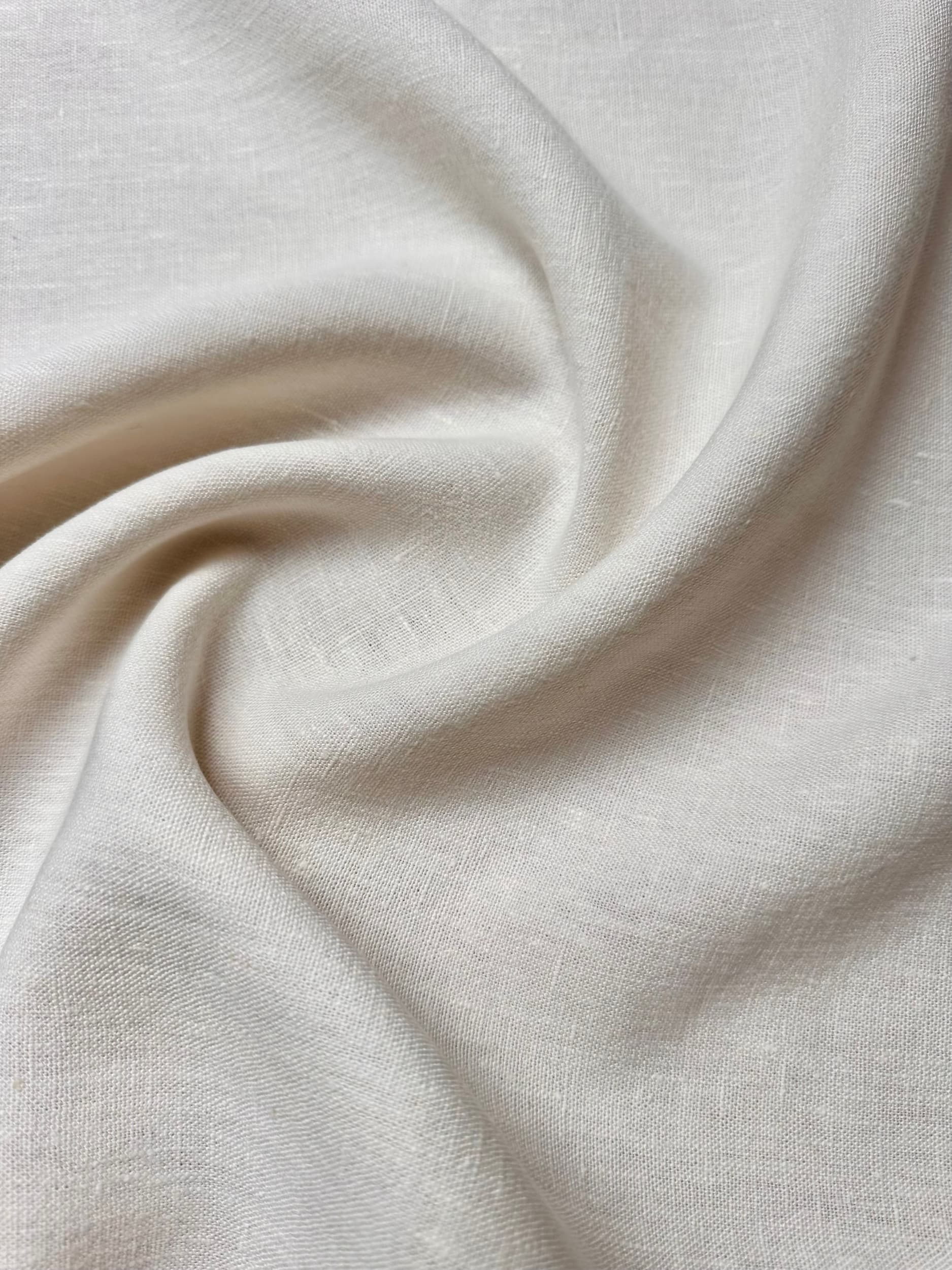 DAMA - Ivory / Softened